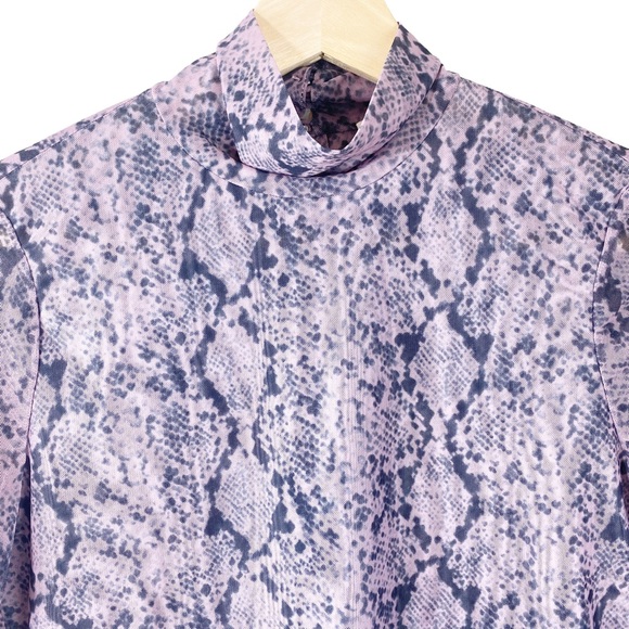 CINQ A SEPT Python Mesh Long Sleeve Turtleneck Top Small - Picture 6 of 9